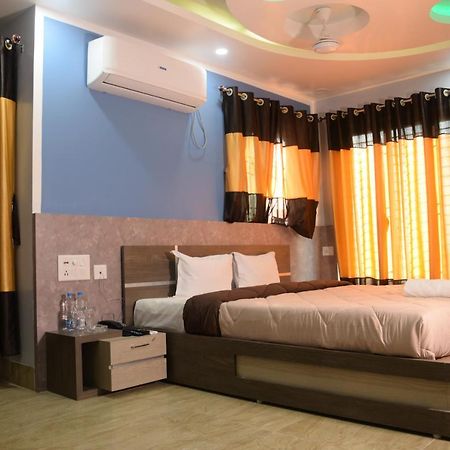 Hotel Nandini Baharampur Εξωτερικό φωτογραφία
